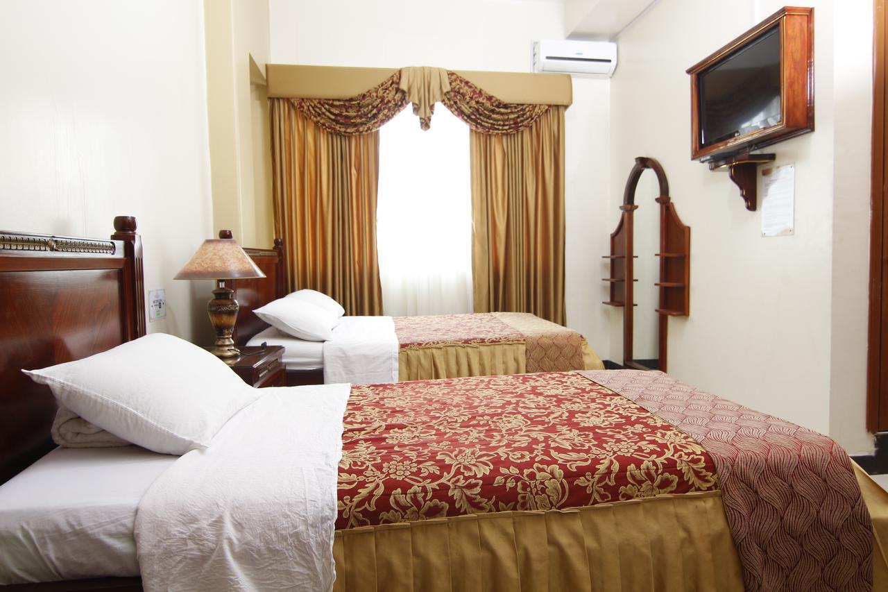 Hotel Versailles Internacional Guayaquil Eksteriør bilde