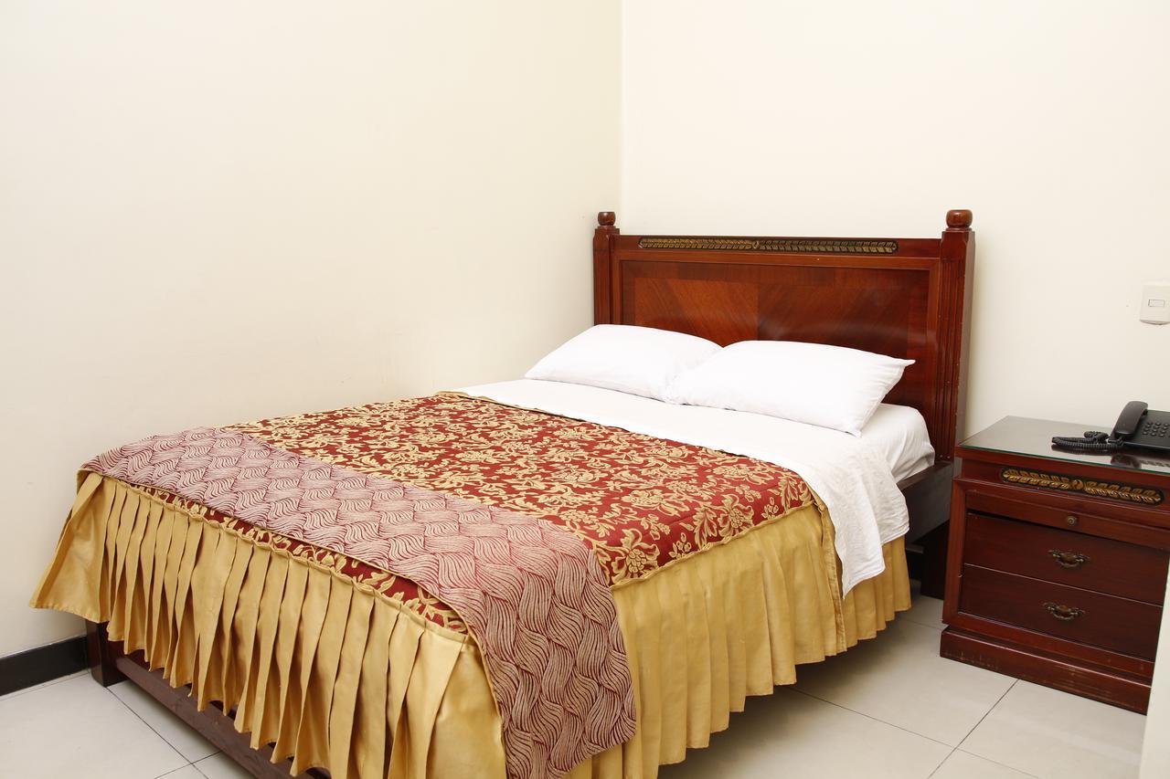 Hotel Versailles Internacional Guayaquil Eksteriør bilde