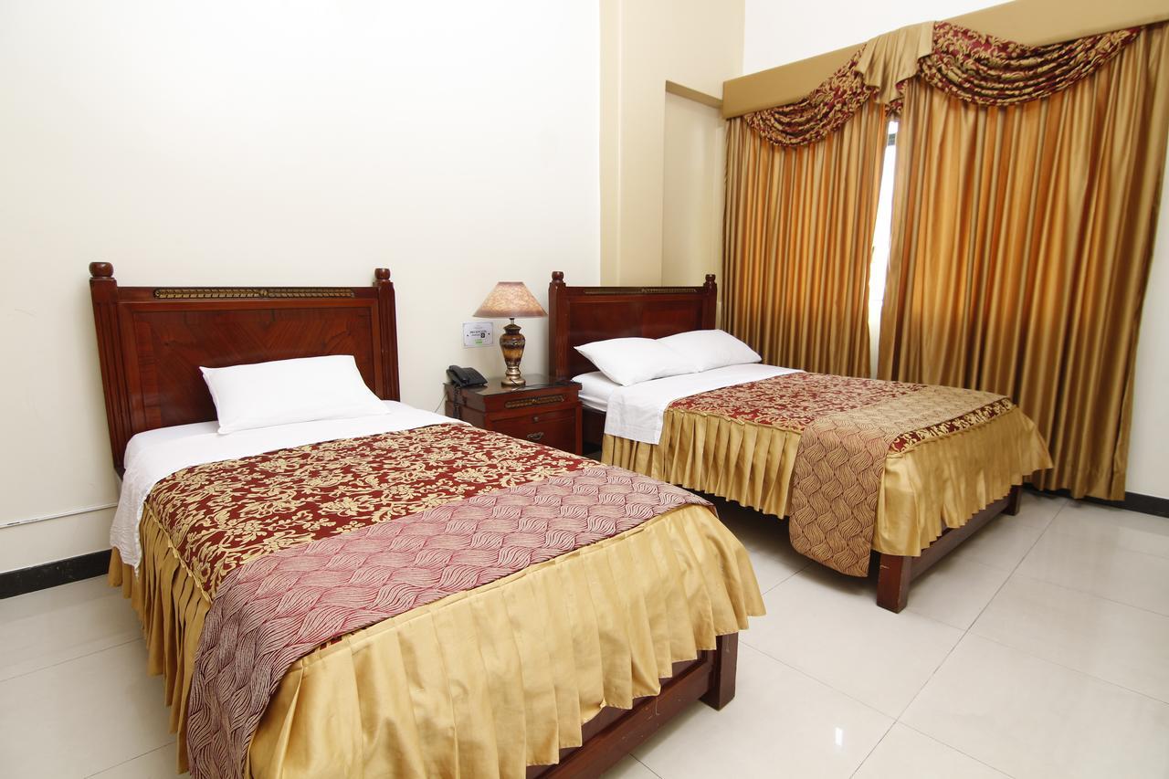 Hotel Versailles Internacional Guayaquil Eksteriør bilde