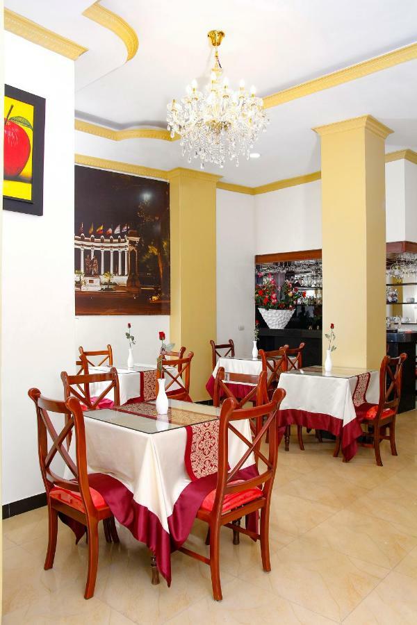 Hotel Versailles Internacional Guayaquil Eksteriør bilde