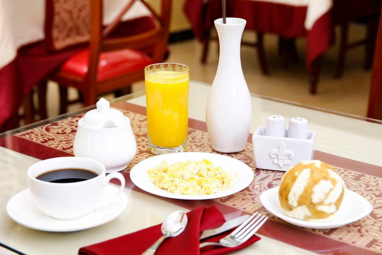 Hotel Versailles Internacional Guayaquil Eksteriør bilde