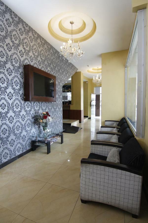 Hotel Versailles Internacional Guayaquil Eksteriør bilde